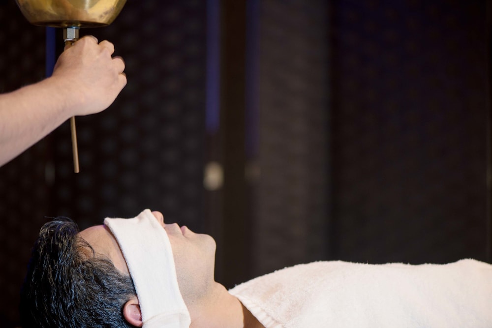 bayat hotels company