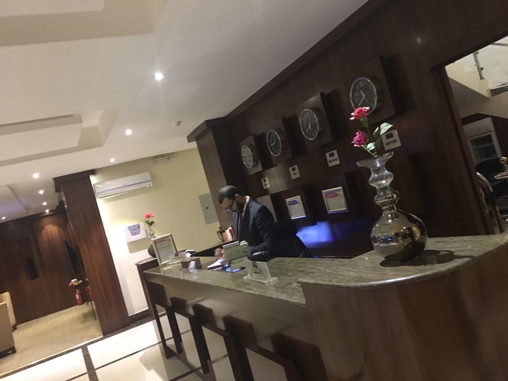 baron al masif apartment