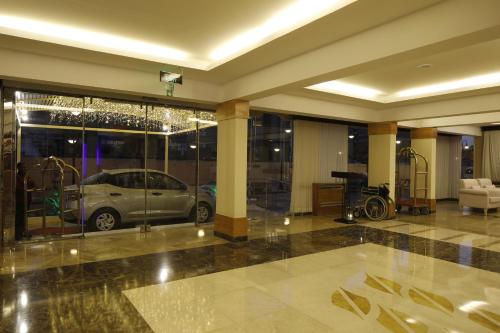 hotelier suites by cantonal