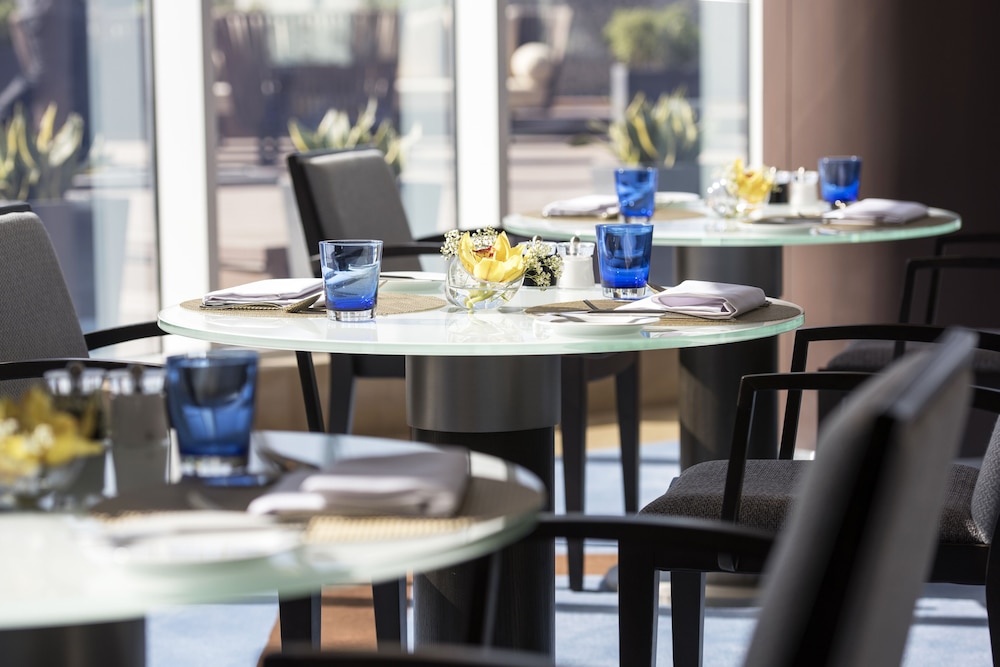 fraser suites riyadh