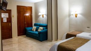 hotel reina cristina