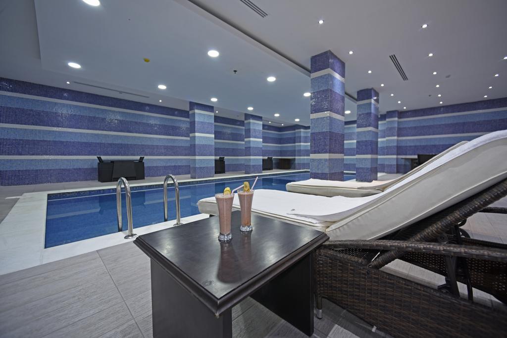 naviti warwick al khobar