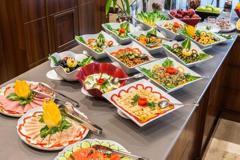 naviti warwick al khobar