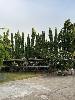 nong khae