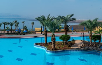 grand east hotel resort and spa dead sea