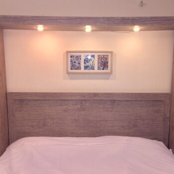 the royal luxury apartments and studios