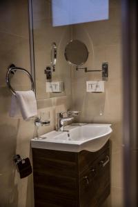 naylover hotel suites