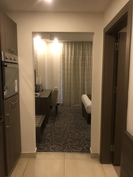 almond hotel apartments