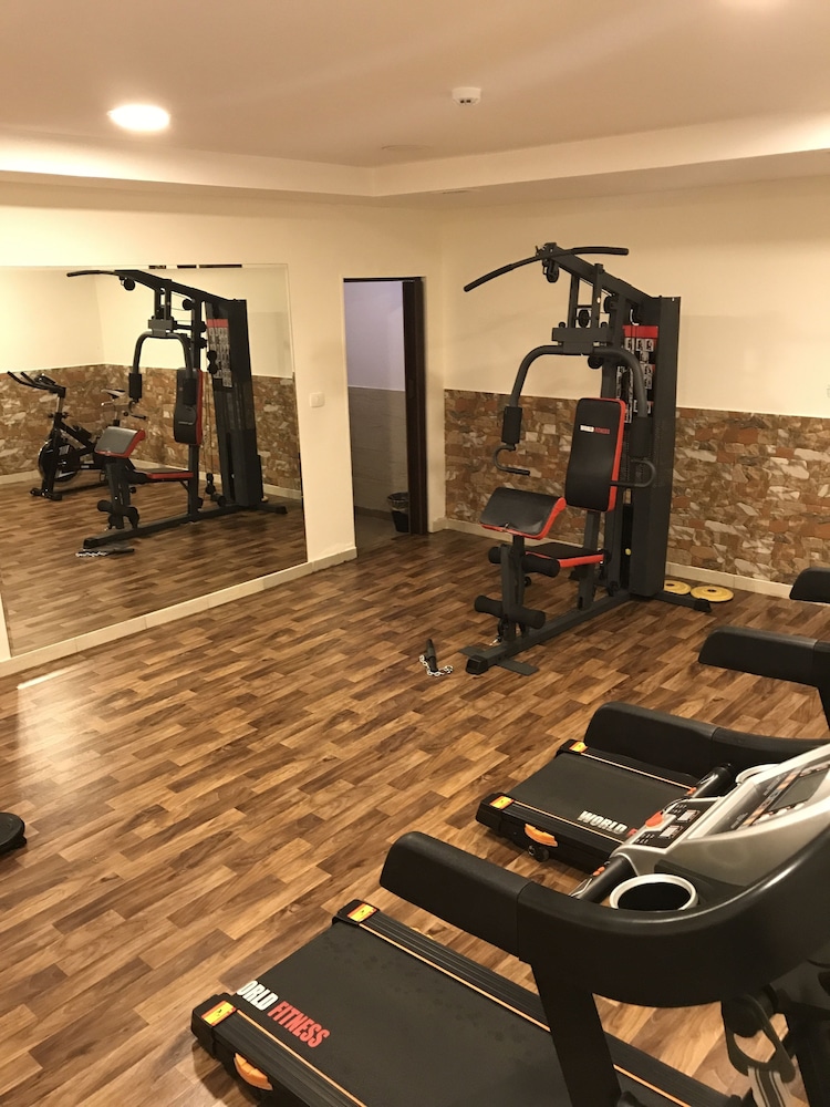 almond hotel apartments