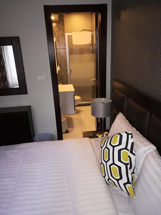 shams al weibdeh hotel apartment