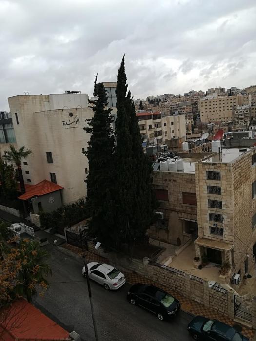 shams al weibdeh hotel apartment