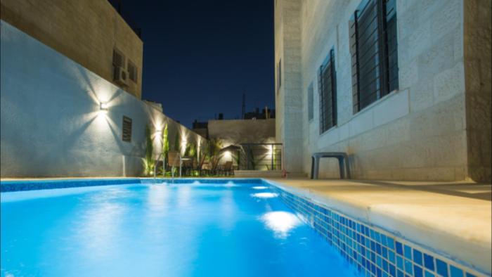 shams al weibdeh hotel apartment