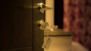 shams al weibdeh hotel apartment