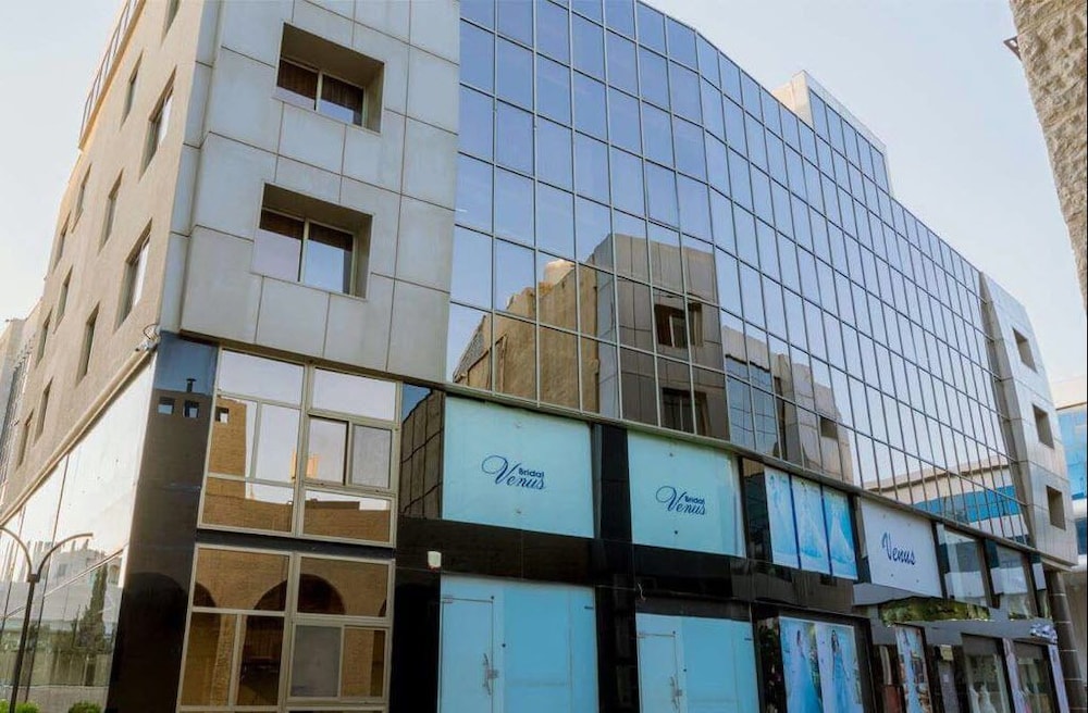 jewheret alswefiah hotel suites