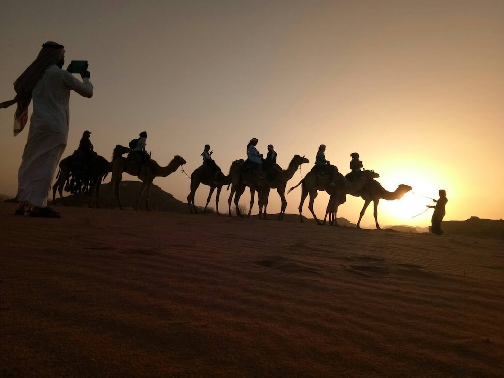 wadirum quiet village camp
