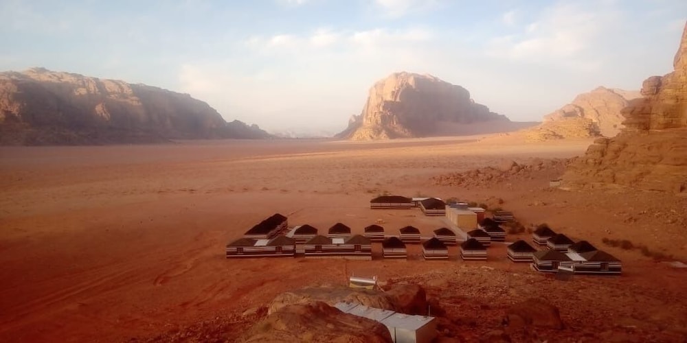 wadirum quiet village camp