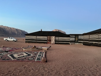 wadirum quiet village camp