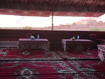 wadirum quiet village camp
