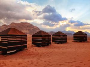 wadirum quiet village camp