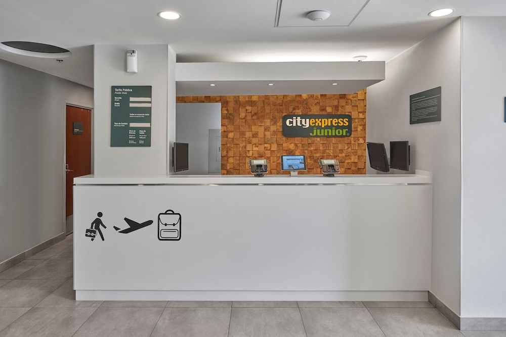 city express junior by marriott ciudad del carmen aeropuerto