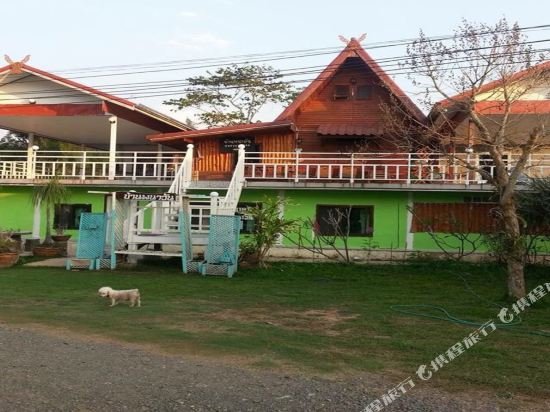 baan phanawan resort