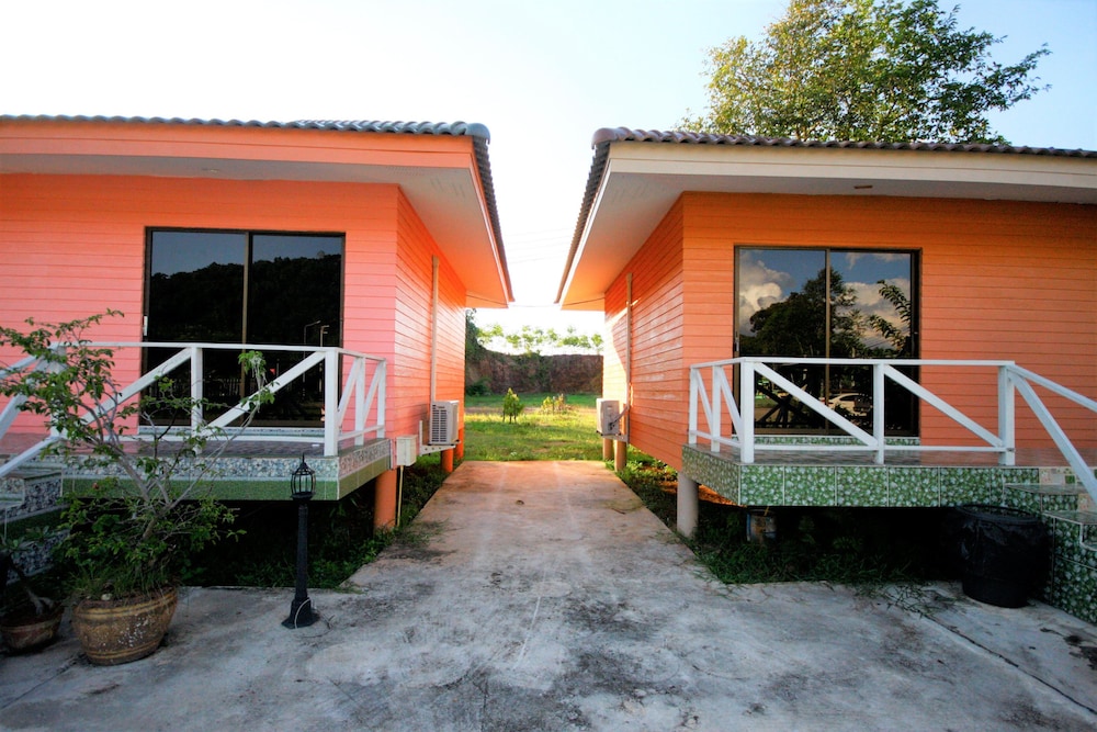 baanpoonana