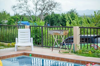 platoo pool villa