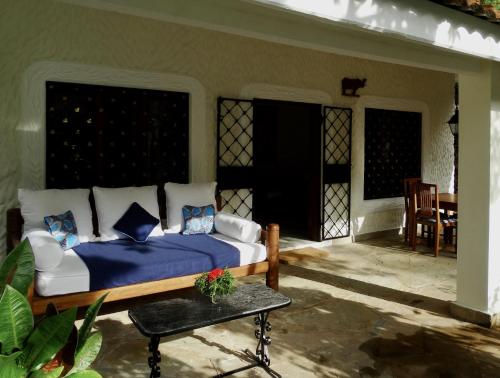 diani cottages