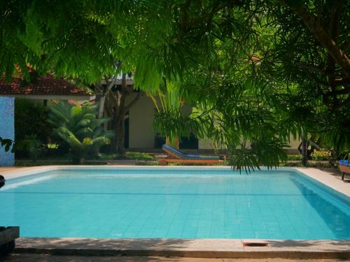 diani cottages