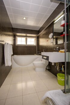 clarence house nairobi