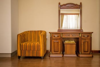 clarence house nairobi
