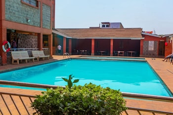 the luke hotel cravers thika