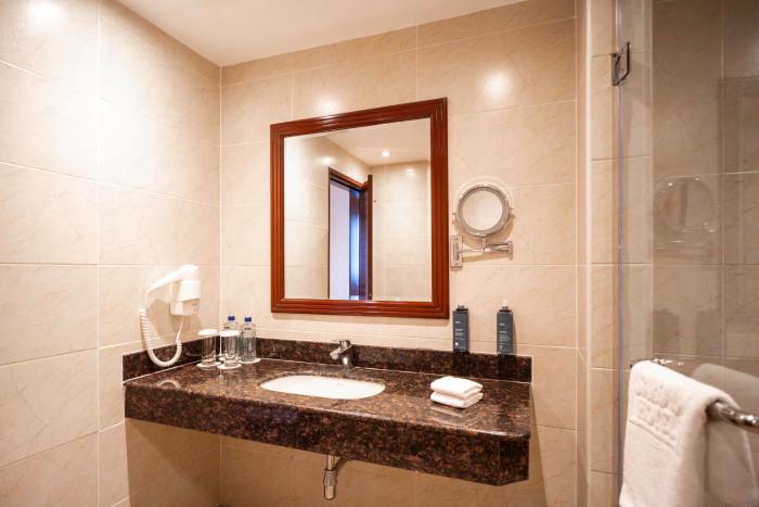 sarova woodlands hotel