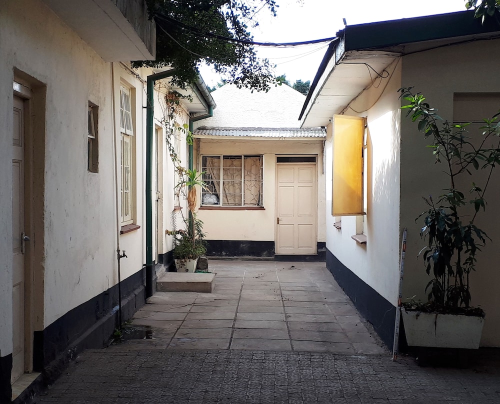 bermuda garden hotel