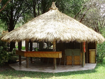 bermuda garden hotel