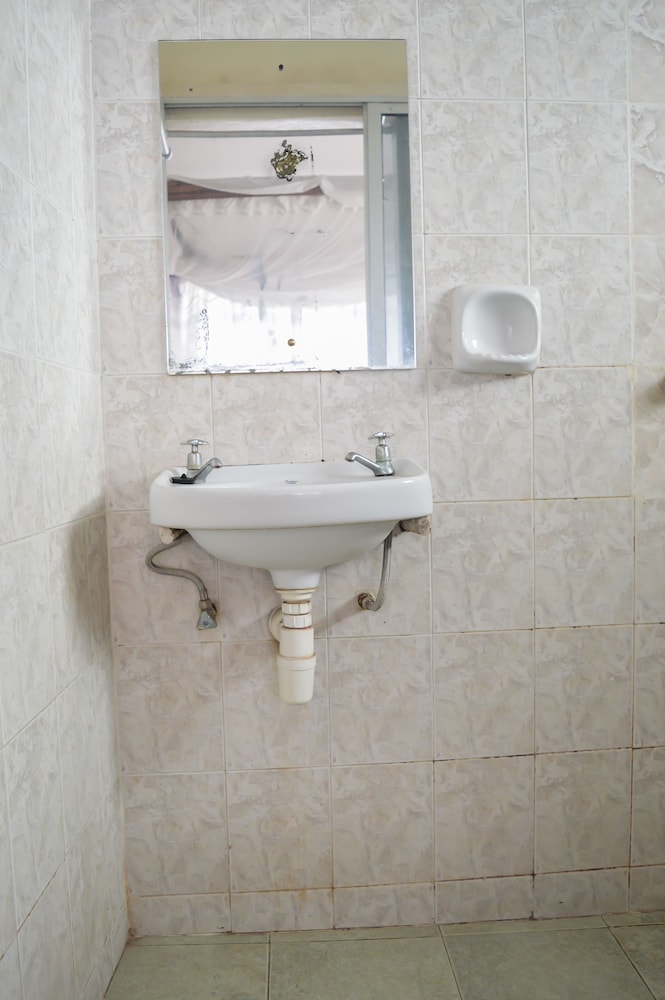 cool breeze hotel mombasa