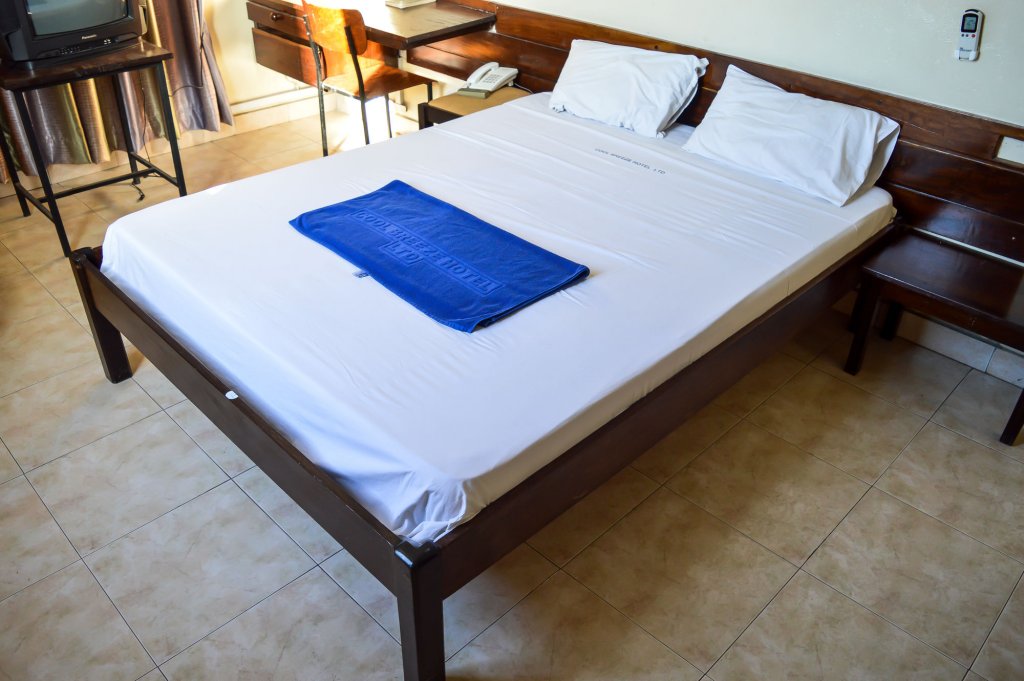 cool breeze hotel mombasa