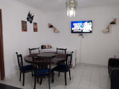 nairobi transit lounge