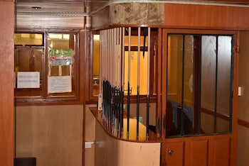 Tickles Hotel,Nyeri>>Aberdare National Park,2 star