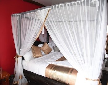 the old kings lodge and resort