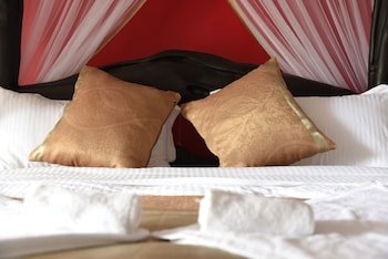 The Old Kings Lodge And Resort,Ongata Rongai>>Nairobi,3 star