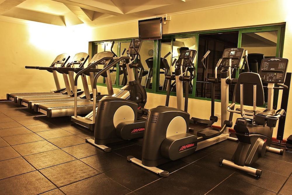 golf view serviced apartments