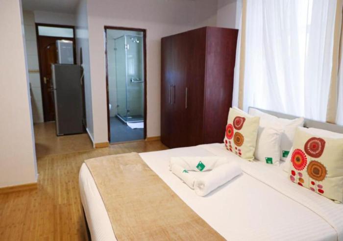 golf view serviced apartments