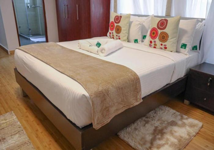 golf view serviced apartments