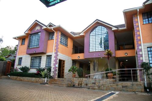 davis court nyeri