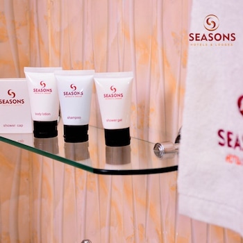 seasons airport hotel