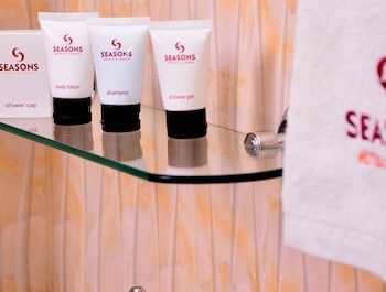 seasons airport hotel