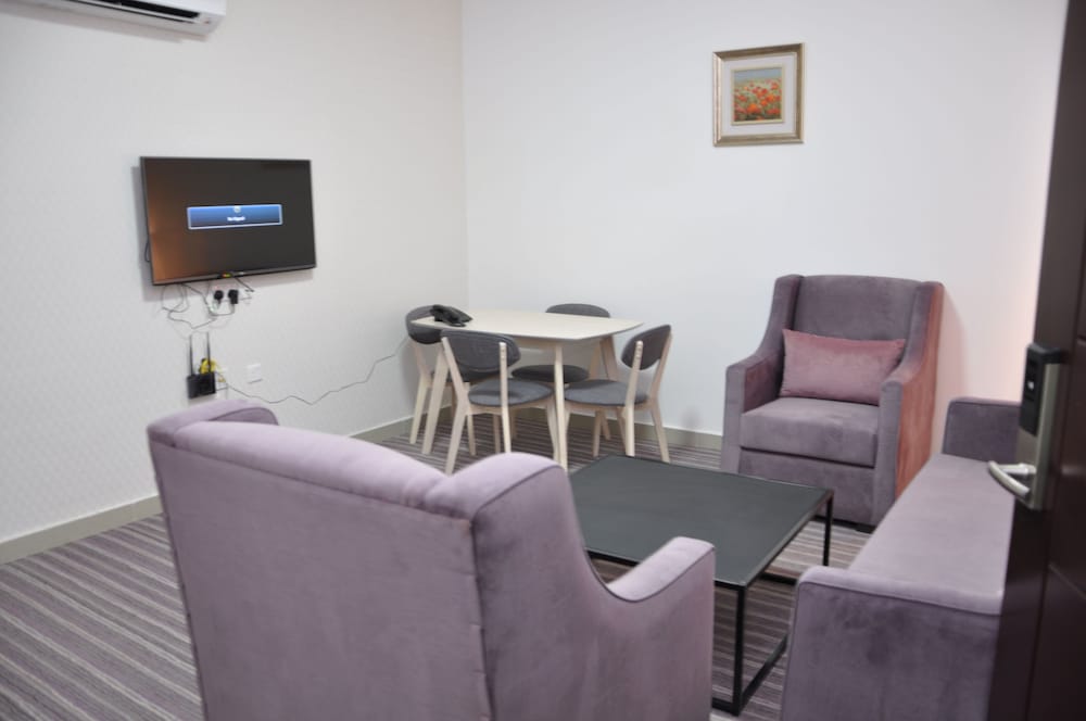 al dyafa hotel suites