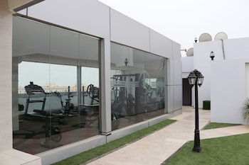 al dyafa hotel suites