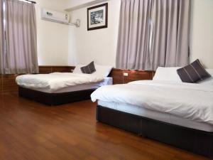 lu he feng homestay